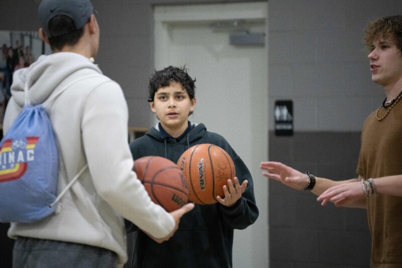 basketballs and leaders